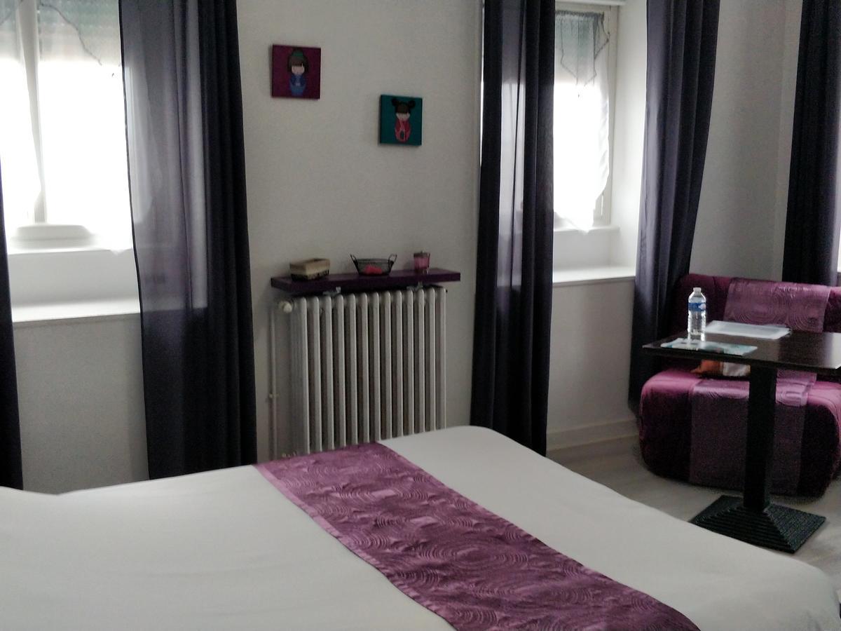 Les Grands Voyageurs Hotel Конкарно Екстериор снимка
