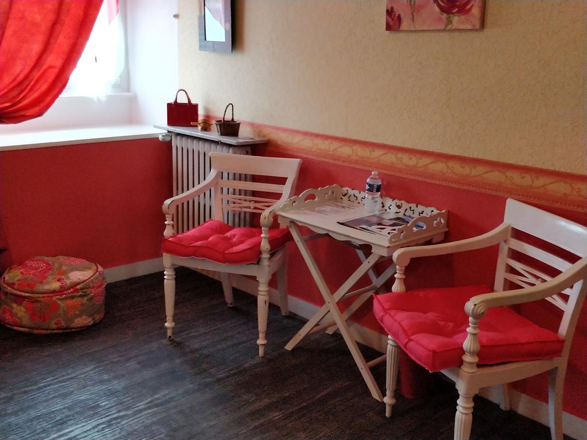 Les Grands Voyageurs Hotel Конкарно Екстериор снимка
