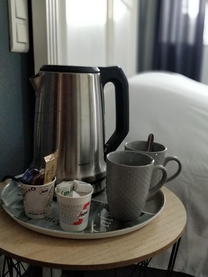 Les Grands Voyageurs Hotel Конкарно Екстериор снимка